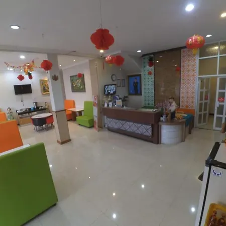 Cabin Hotel Sutomo